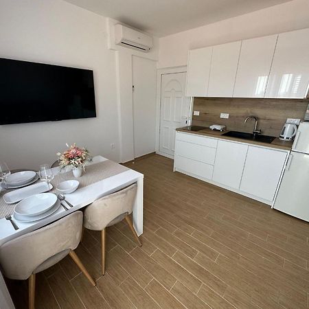 Apartments Vinse Near Rab Center 拉布 外观 照片