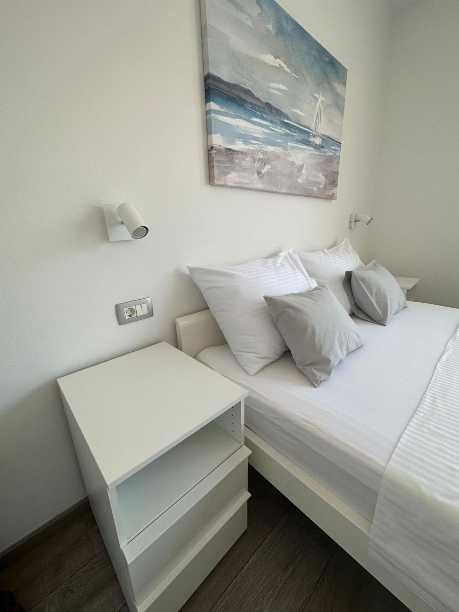 Apartments Vinse Near Rab Center 拉布 外观 照片